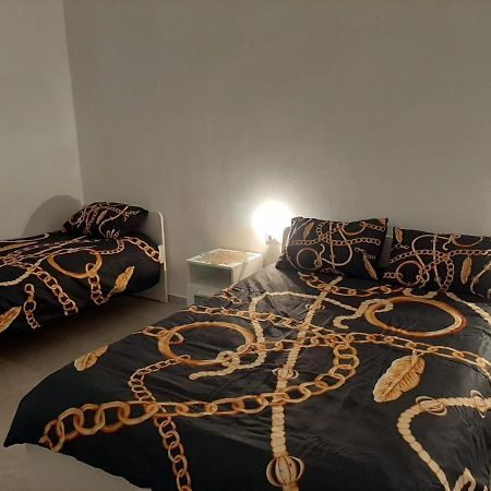 Romy Suites Deluxe نتانيا المظهر الخارجي الصورة