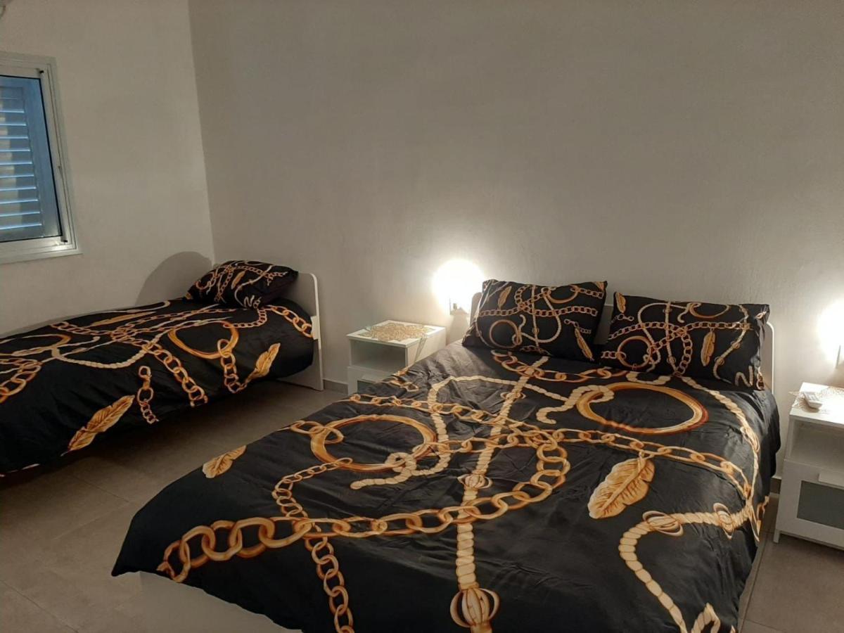 Romy Suites Deluxe نتانيا المظهر الخارجي الصورة